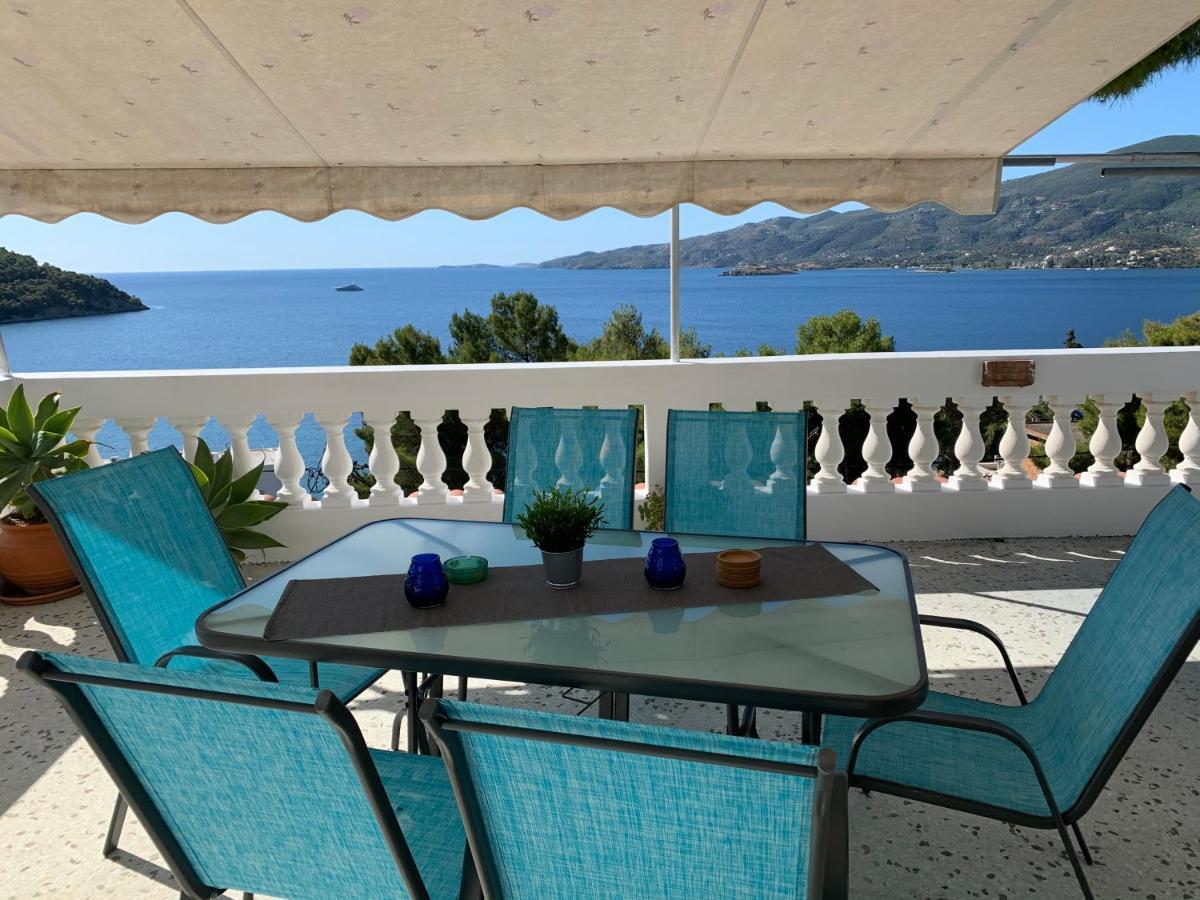 Villa Loula Apartment II Порос Экстерьер фото