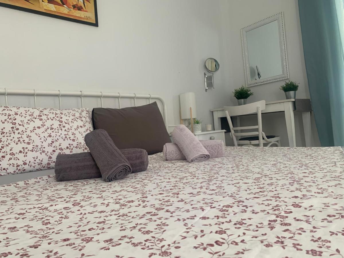 Villa Loula Apartment II Порос Экстерьер фото
